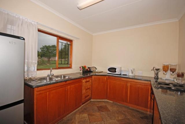 Hoopoe Haven Guest House Chartwell Exterior photo