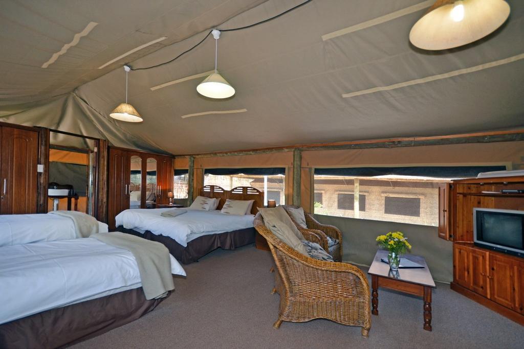 Hoopoe Haven Guest House Chartwell Exterior photo